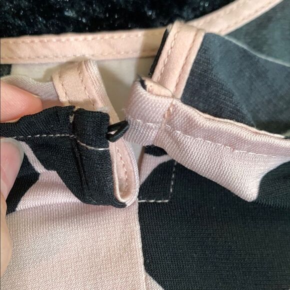 Ann Taylor Black and Pink Flower Peplum Top Size XSP (Petite) - Picture 3 of 15